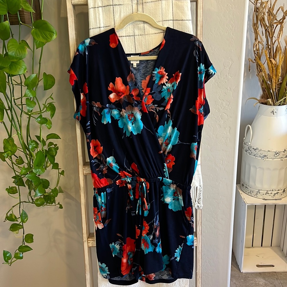 Navy Kaileigh Floral Romper